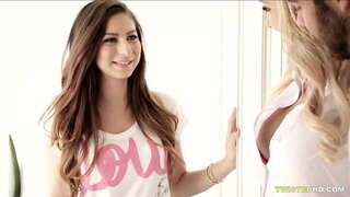 Невин бабиситтер зајебава тројке