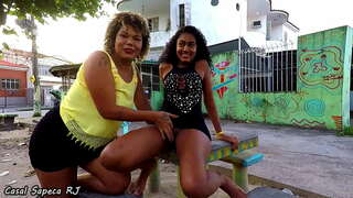 новинья тира тушь для ресниц com o casal sapeca