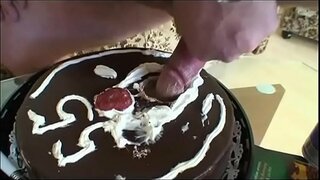 ���ູ້ຊາຍຜູ້ໃຫຍ່ຕ້ອງການທີ່ຈະມີເພດໄວລຸ້ນການບິນ. ໑໗